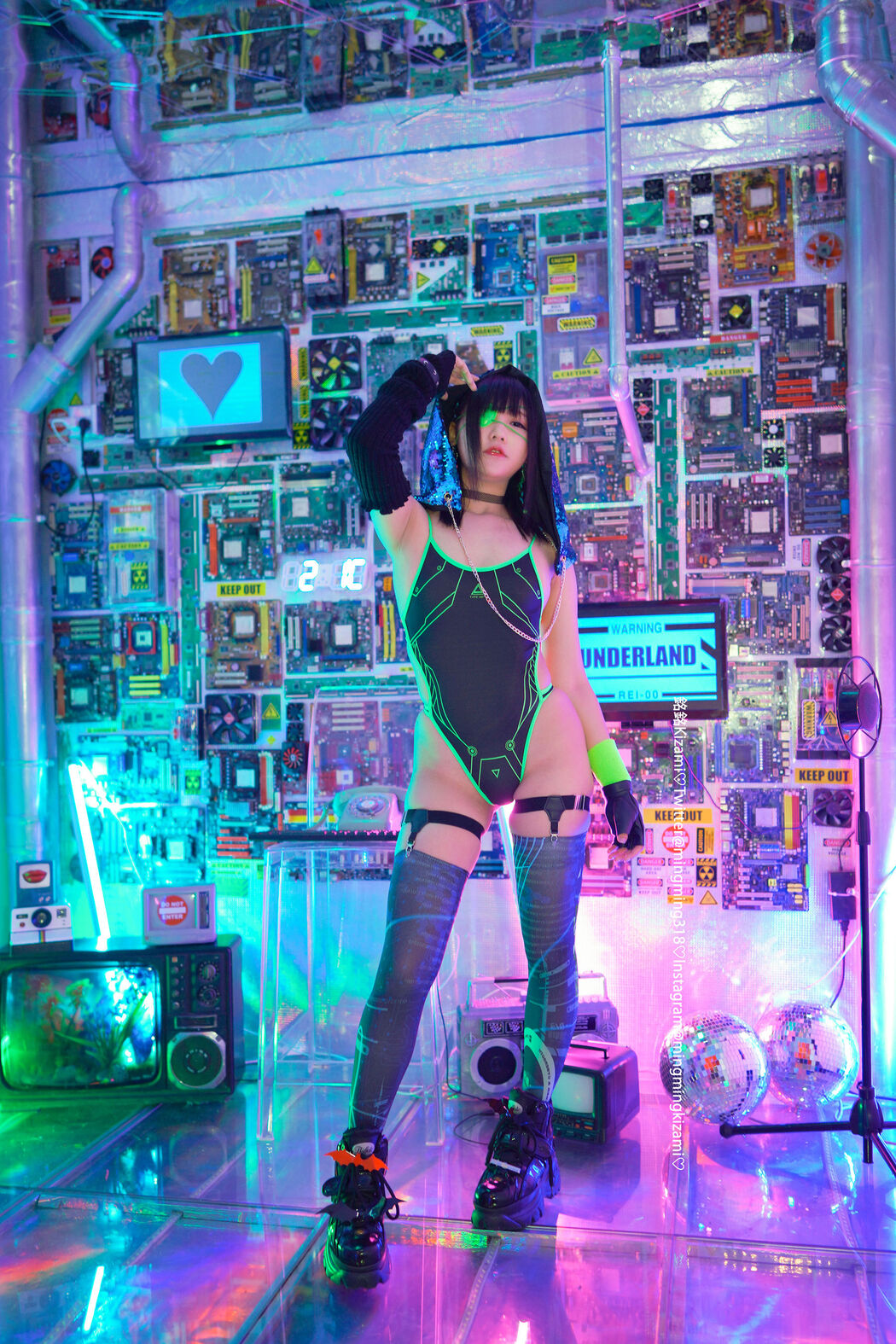 [网红Coser] Ming Ming Kizami "Zhong Li Vol.04"