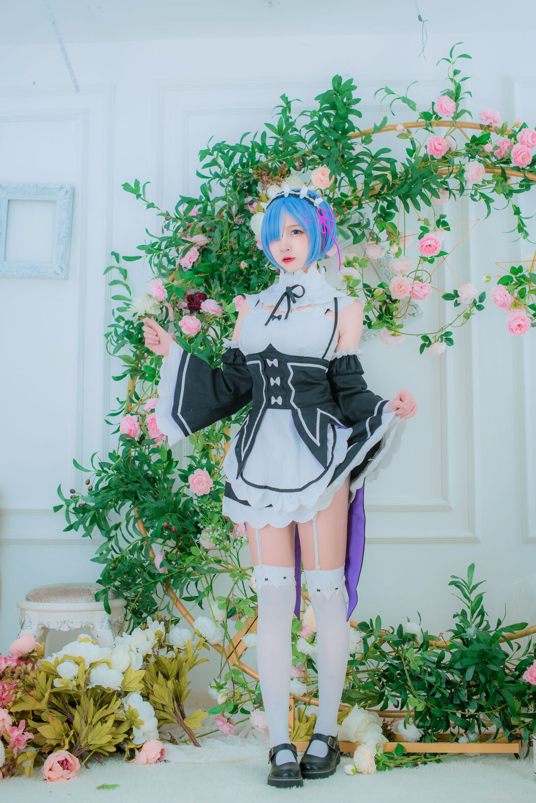 Net Red Coser Erzo Nisa "The Maid of Rem"