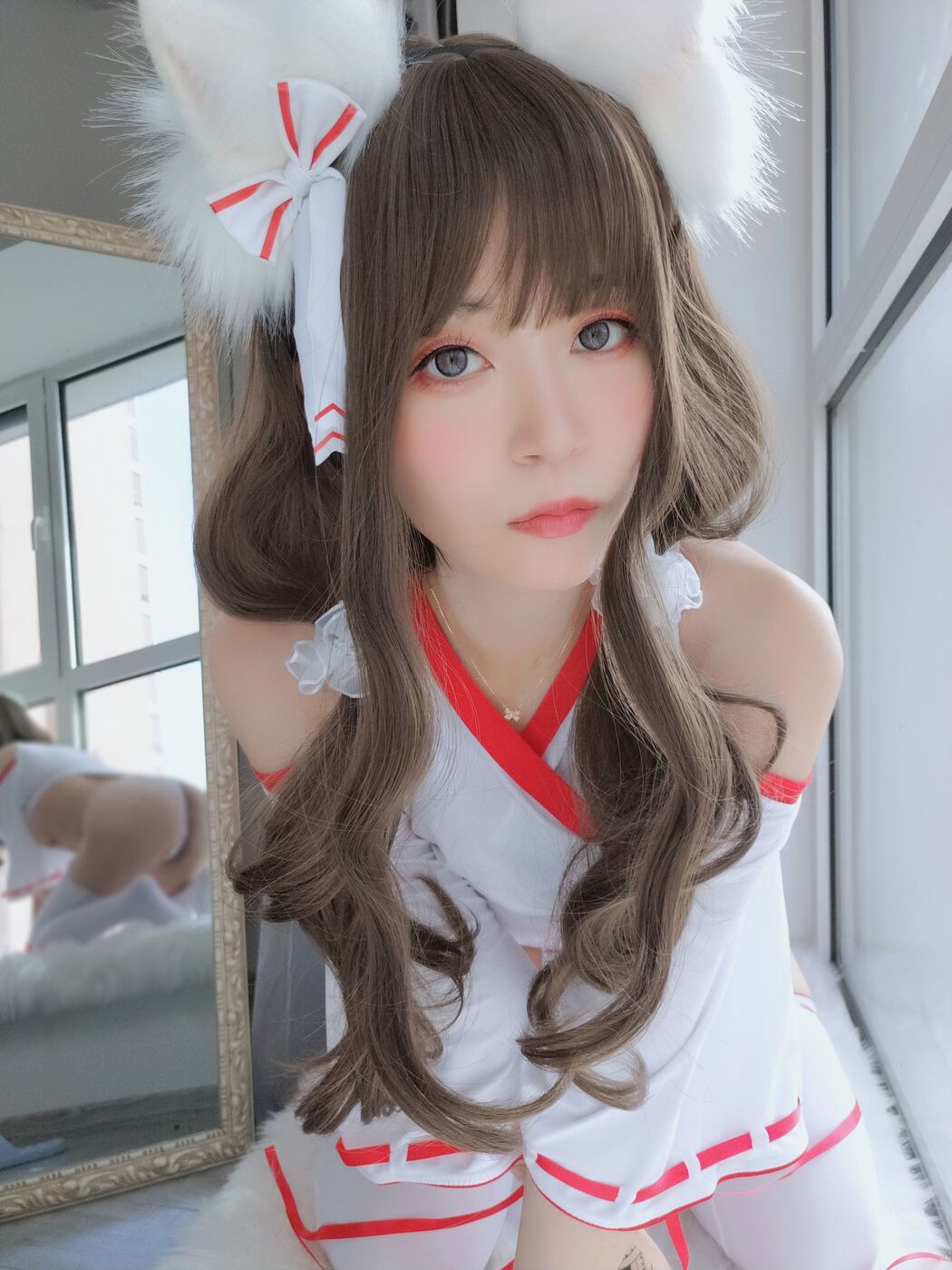 COSER Silver 81 "Little Fox Raised in a Shrine" [COSPLAY Girl]