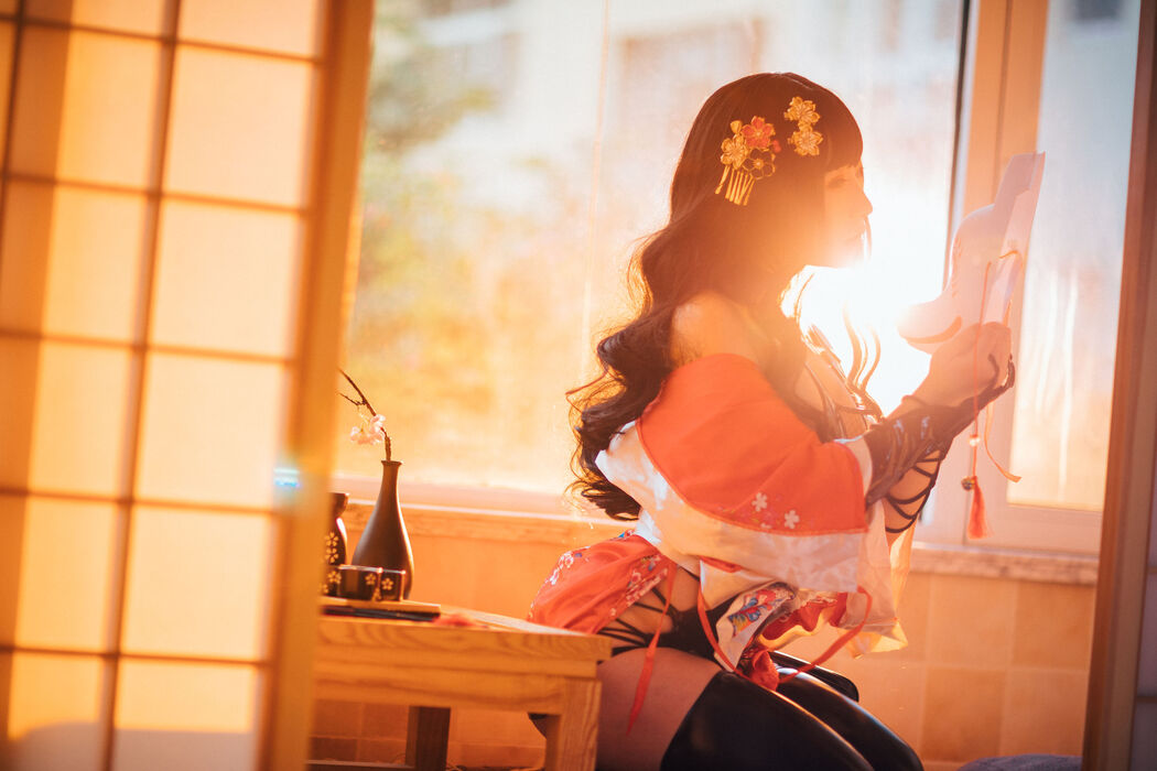 [Anime blogger Coser] Cong Cong Cong Luan "Big Breast Ninja"