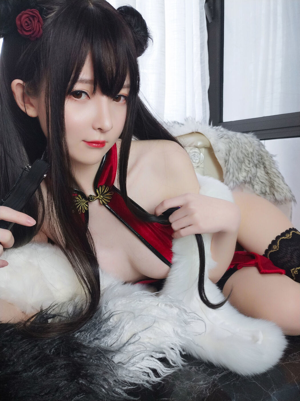 [网红Coser] Yi Xiaoyangze "Crescent Moon Red Rose"