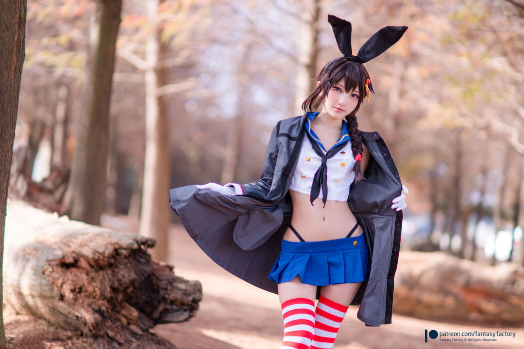 COSER Xiaoding "JK Uniform + Sailor Bunny Outside Shooting" [Fantasy Factory]