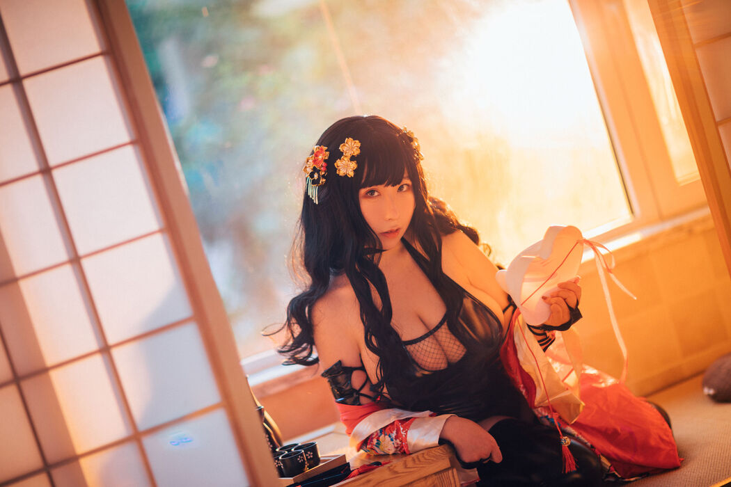 [Anime blogger Coser] Cong Cong Cong Luan "Big Breast Ninja"