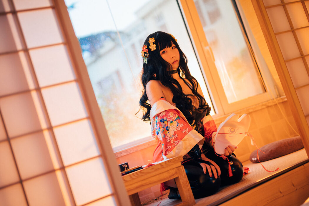[Anime blogger Coser] Cong Cong Cong Luan "Big Breast Ninja"