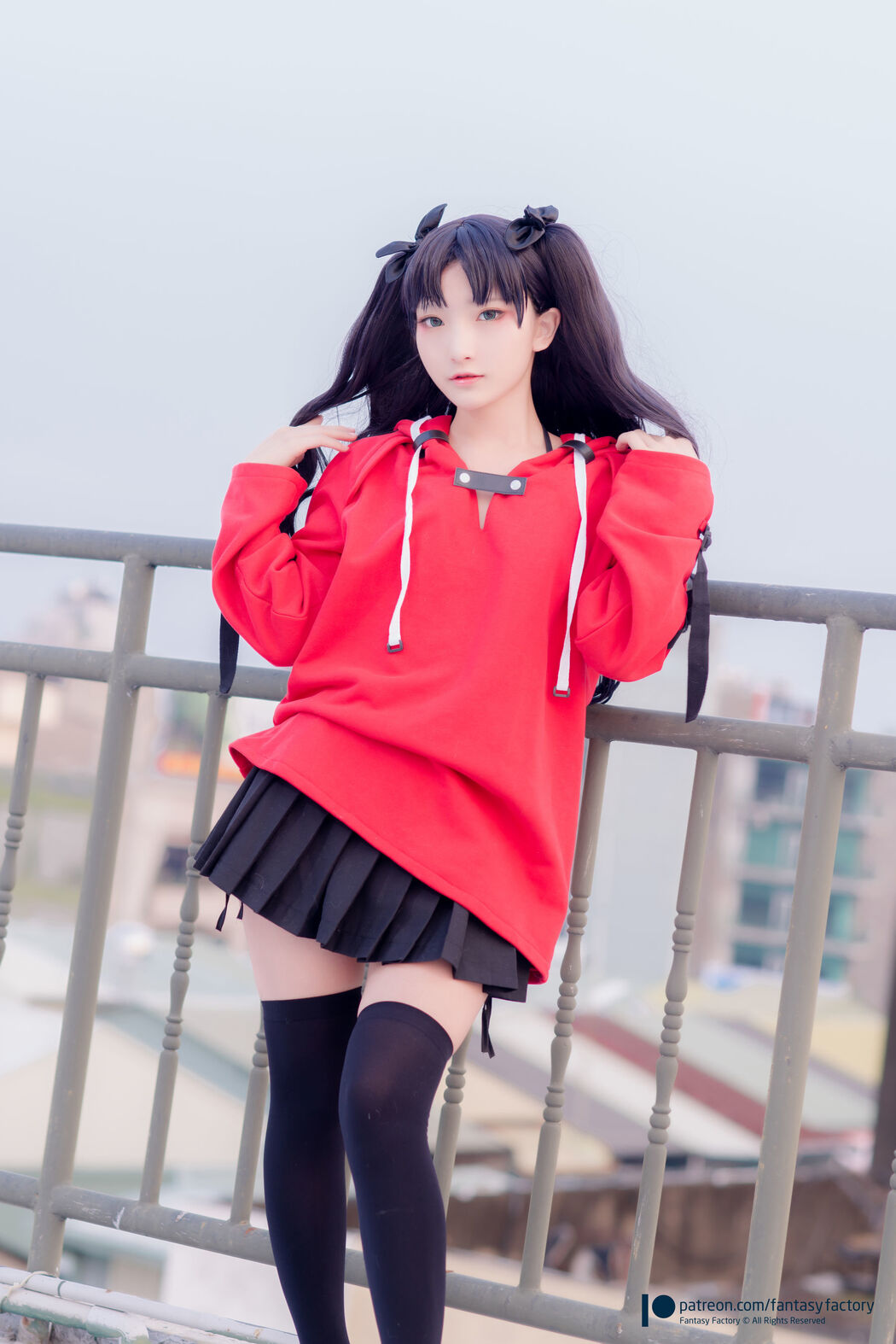 COSER Xiaoding "Bicycle Girl Vinyl Sexy Net Shirt" [Fantasy Factory]