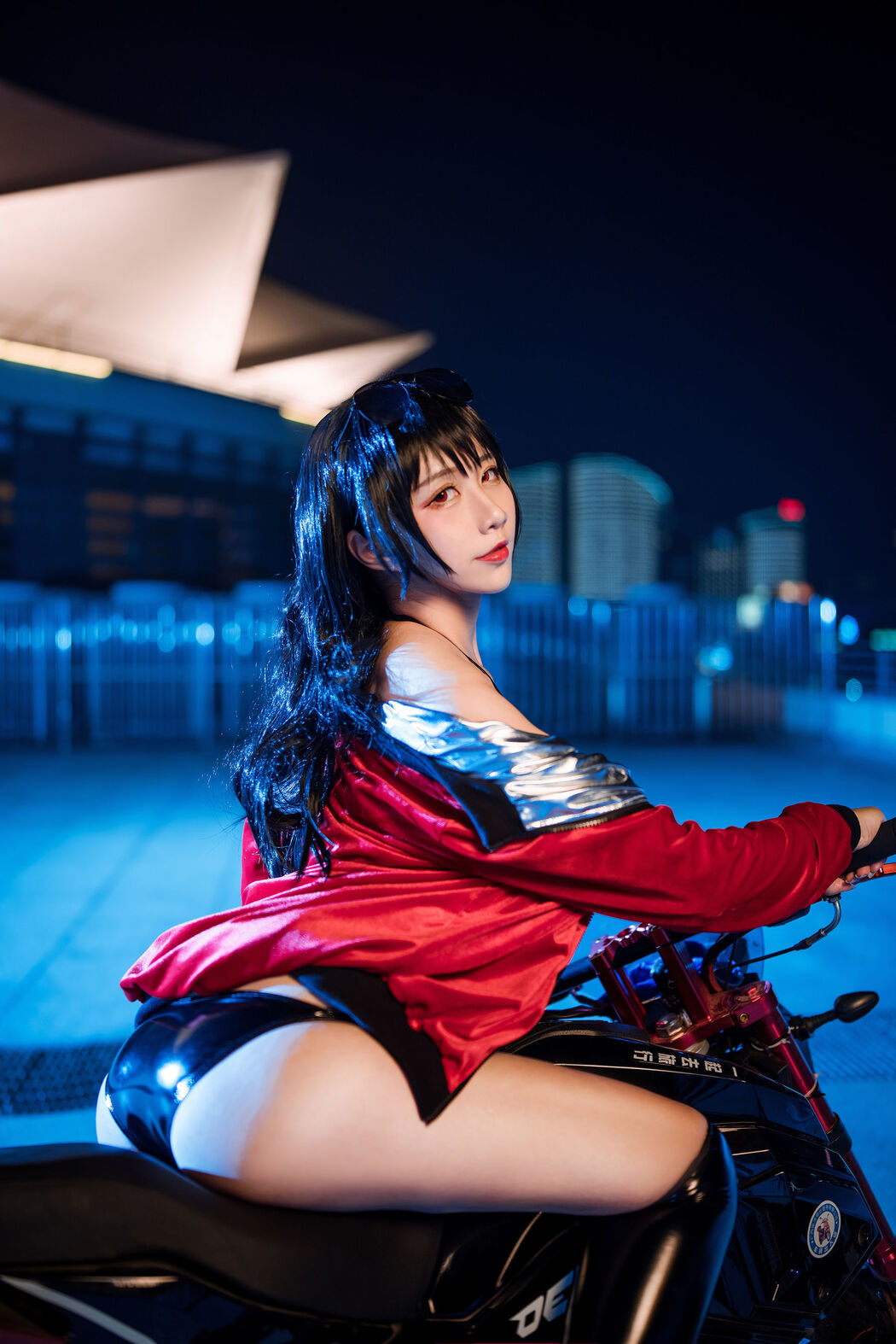 [网红Coser] Jiuqu Jean "Dafeng Locomotive" Cover Photo