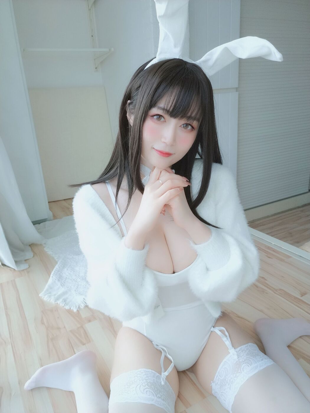 [COS Welfare] Miss Coser Baiyin - White Silk Rabbit