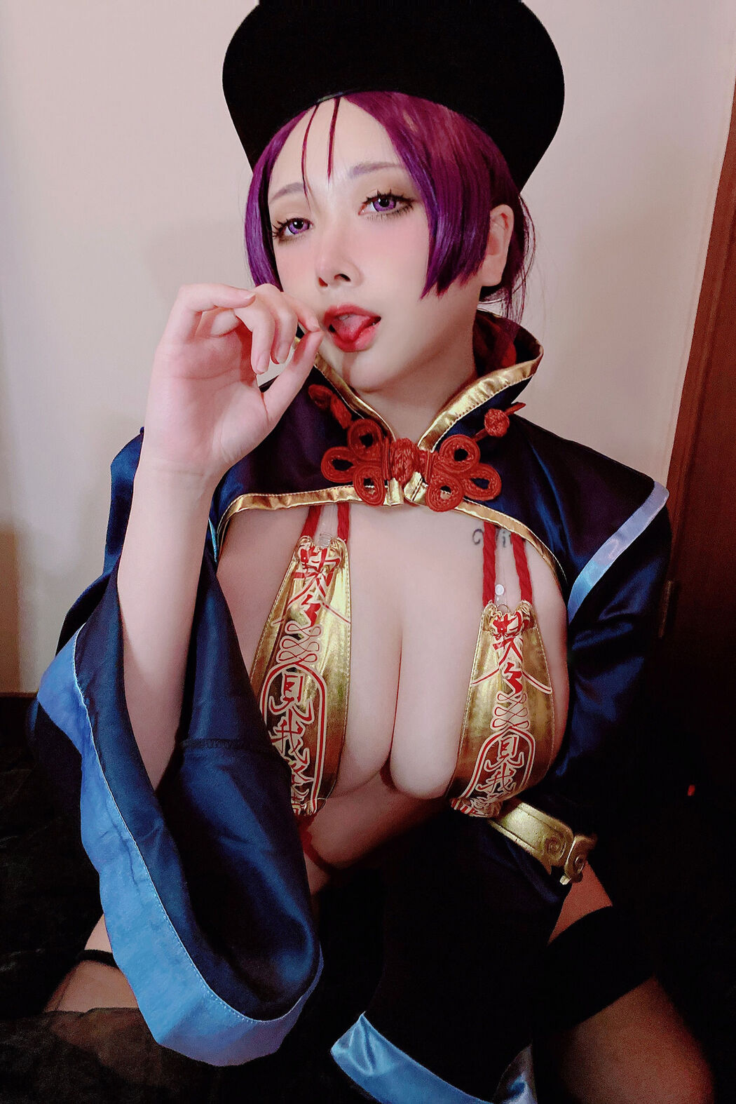 [COS Welfare] High-value coser Nian Nian_D - Selfie of a Zombie Girl with Milky Milk