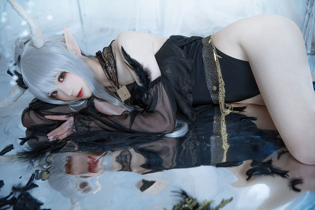 [COS Welfare] Miss Coser Nangong - Shining Swimsuit