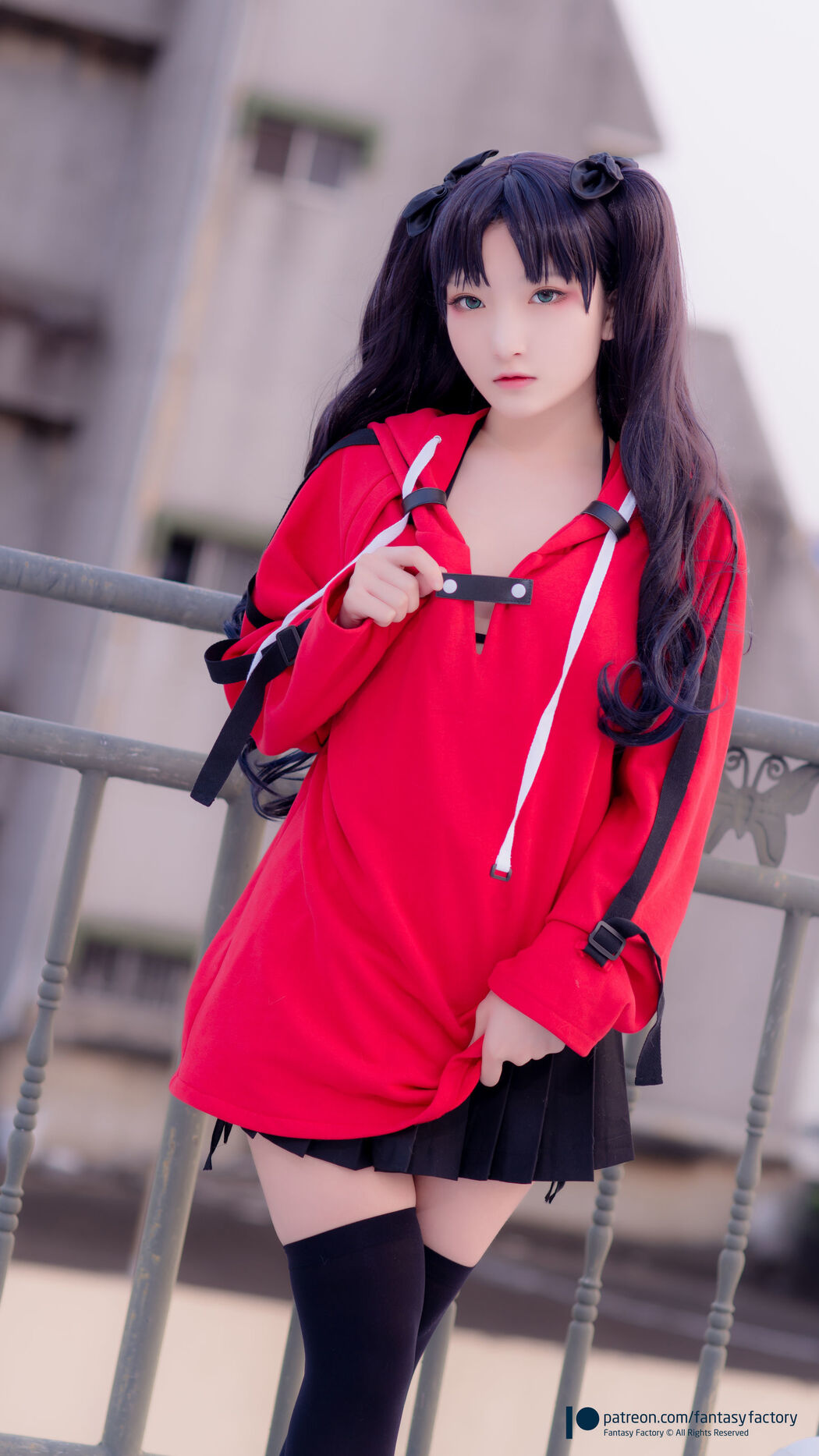 COSER Xiaoding "Bicycle Girl Vinyl Sexy Net Shirt" [Fantasy Factory] Cover Photo