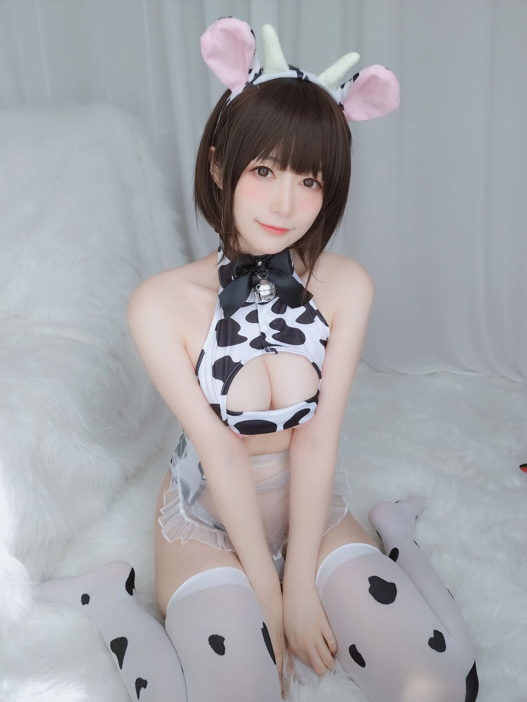 [COS Welfare] Miss Coser Baiyin - Cute Cows