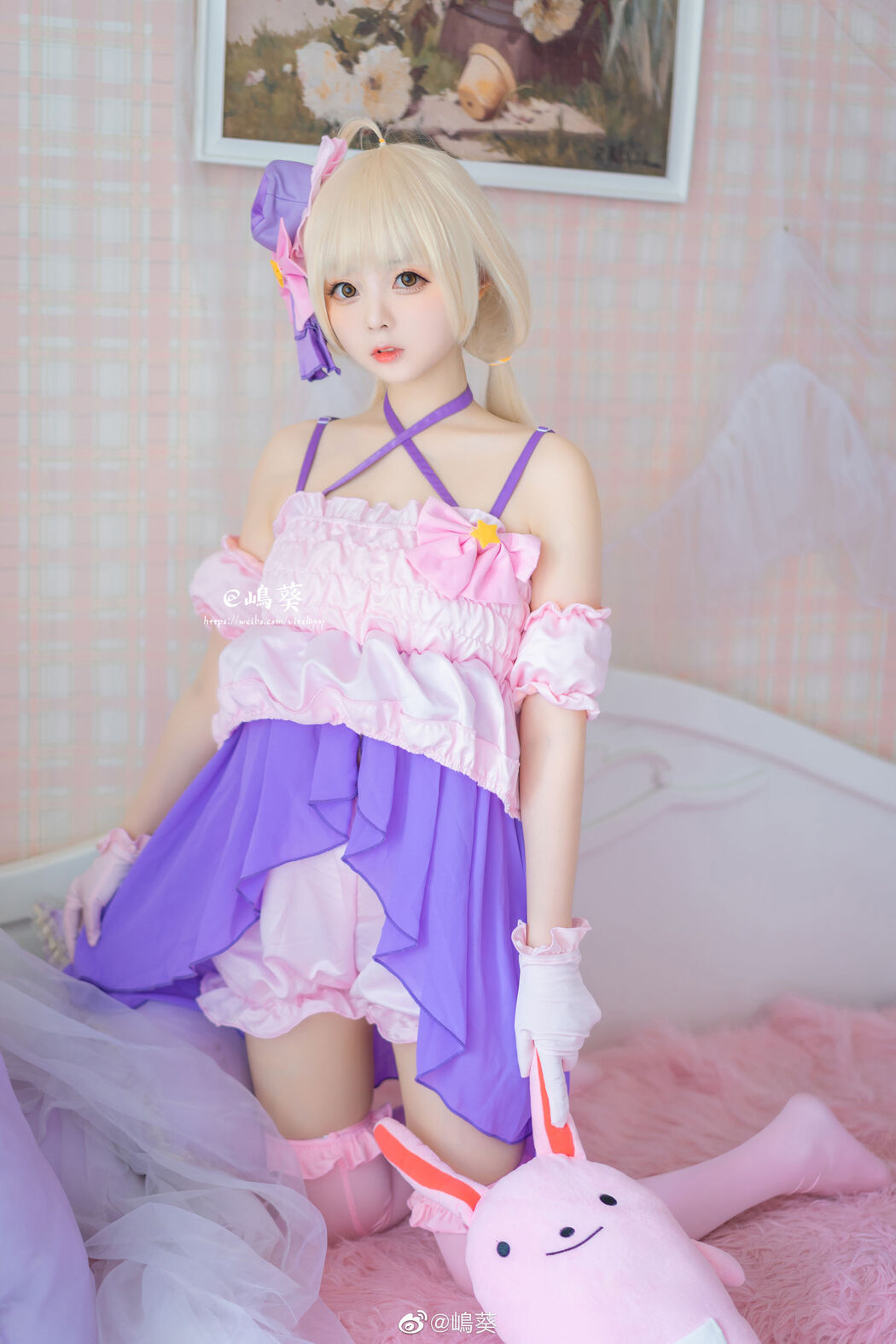 Coser Shima Aoi "Futaba Apricot Playing Song Clothes" Cover Photo