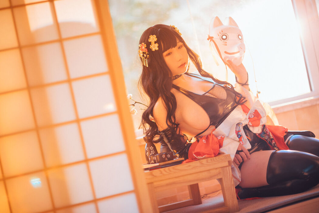 [Anime blogger Coser] Cong Cong Cong Luan "Big Breast Ninja"