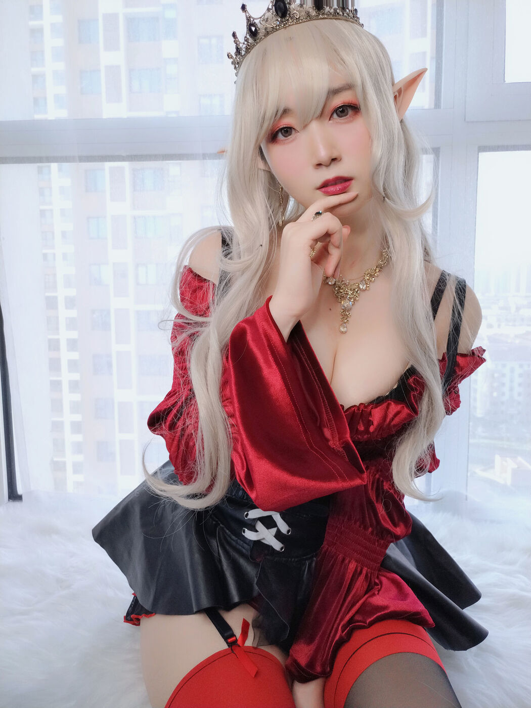 COSER Silver 81 "Royal Vampire" [COSPLAY Girl]