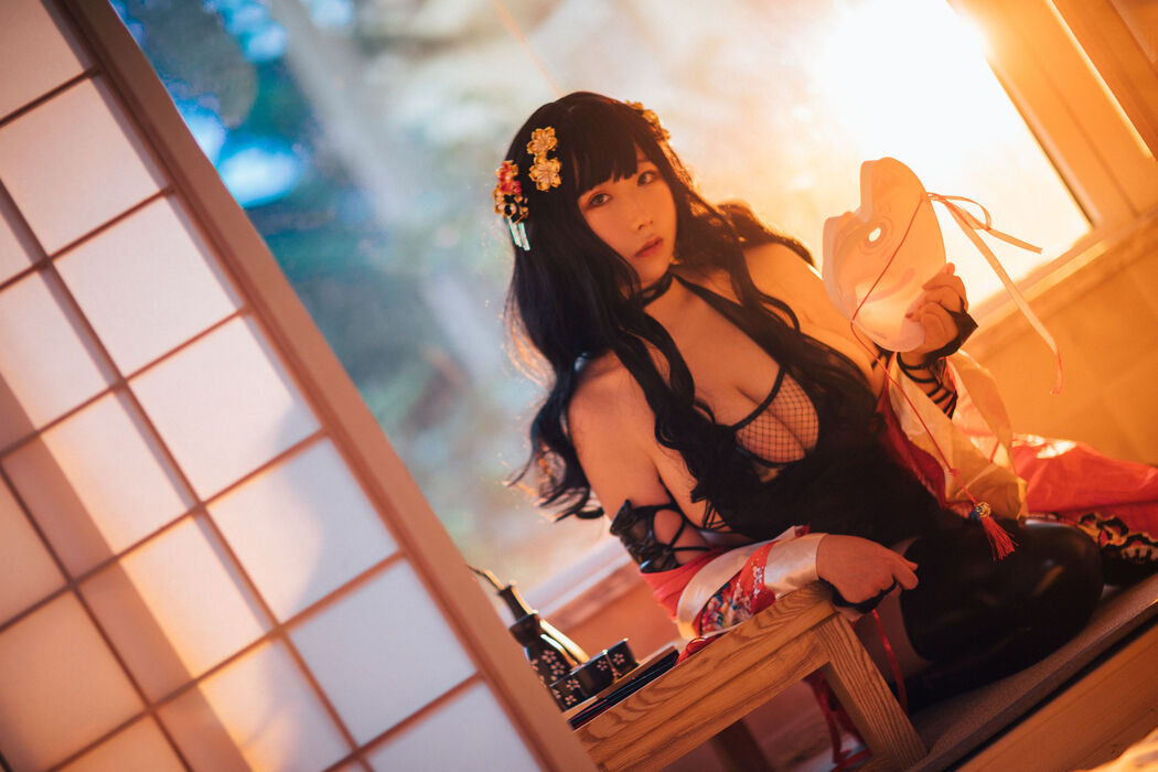 [Anime blogger Coser] Cong Cong Cong Luan "Big Breast Ninja"