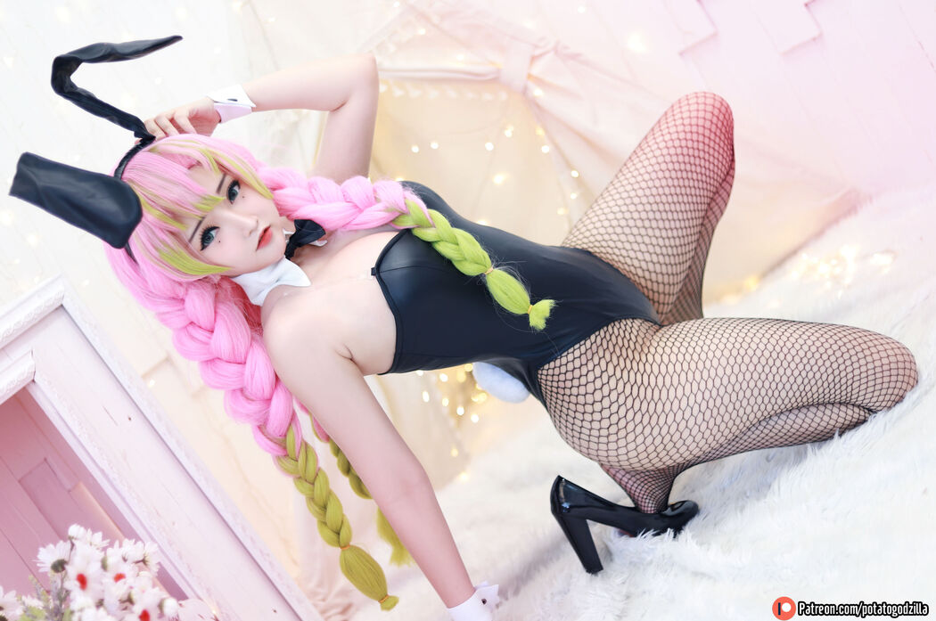 [COS Welfare] Miss Coser Potato Godzilla - Mitsuri Kanroji