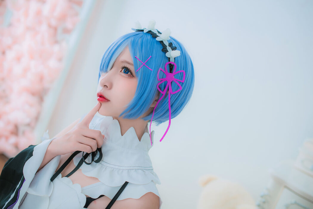 Net Red Coser Erzo Nisa "The Maid of Rem"