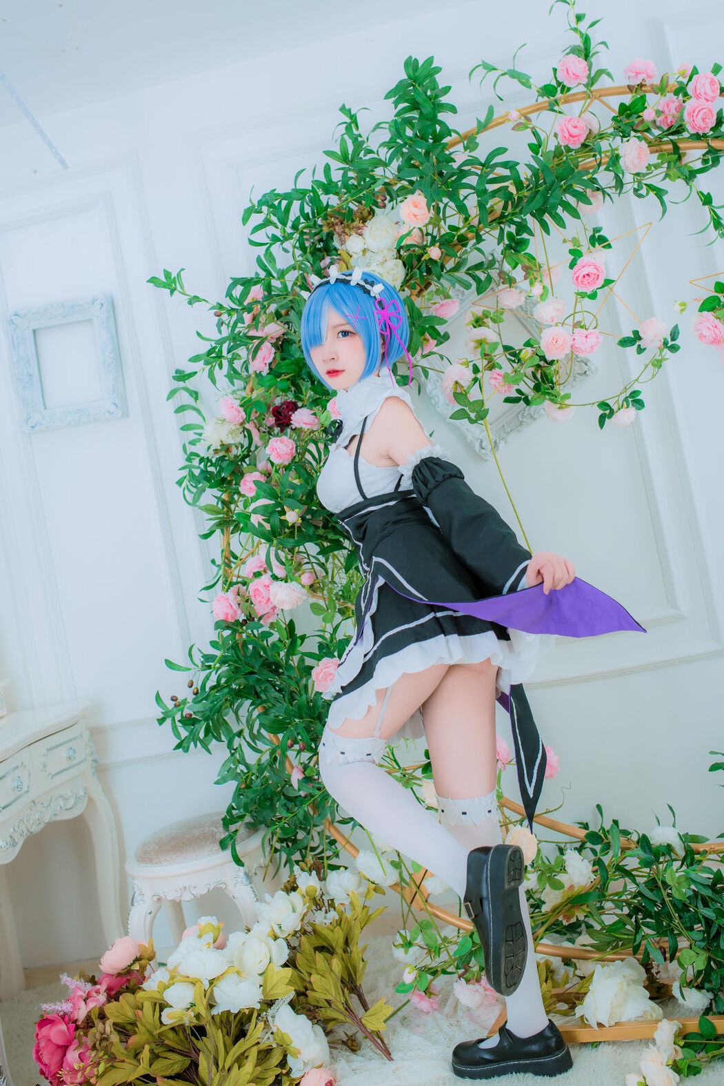 Net Red Coser Erzo Nisa "The Maid of Rem"
