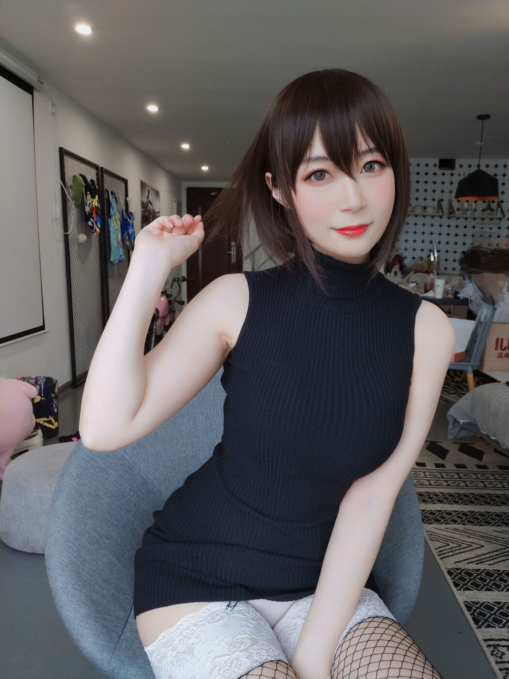 COSER Silver 81 "Black Bag Hip Skirt" [COSPLAY Girl]