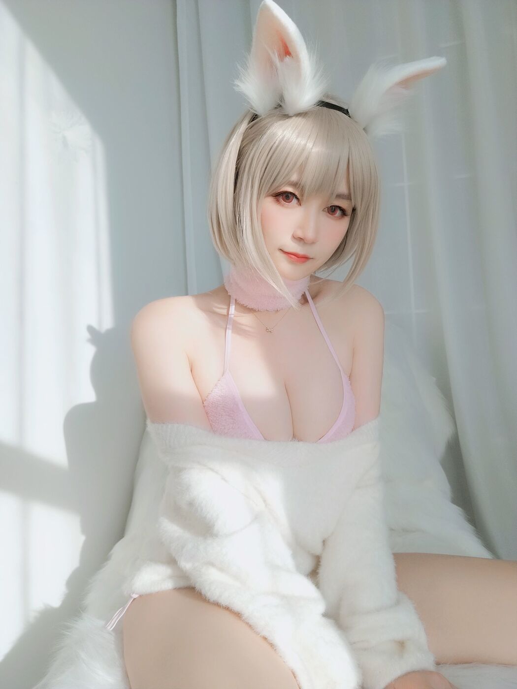 Miss Coser Silver 81 "Little White Rabbit"