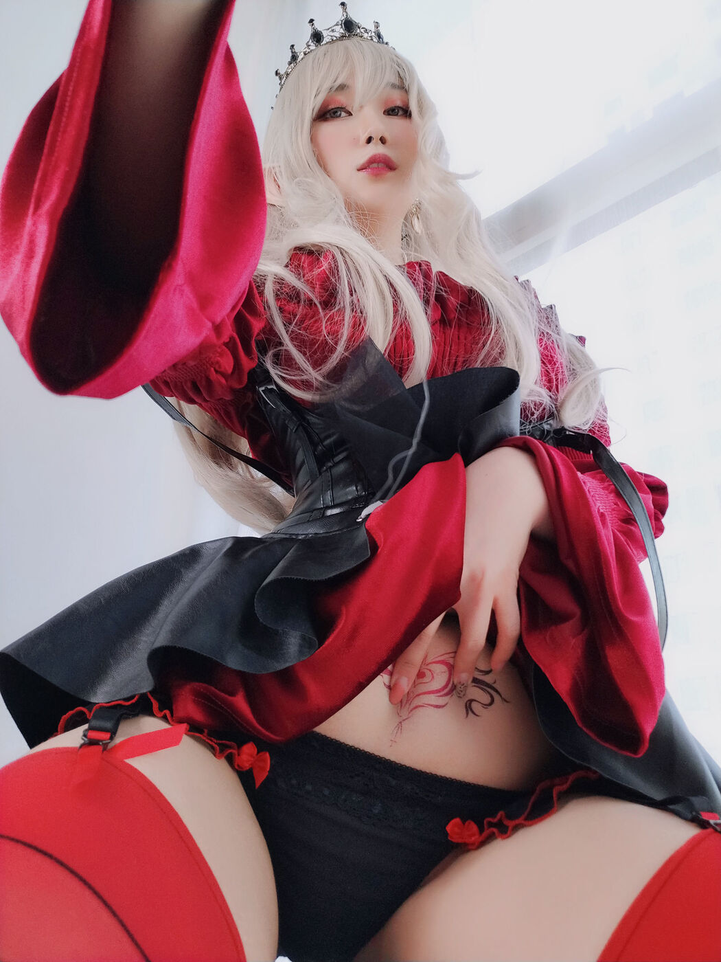 COSER Silver 81 "Royal Vampire" [COSPLAY Girl]