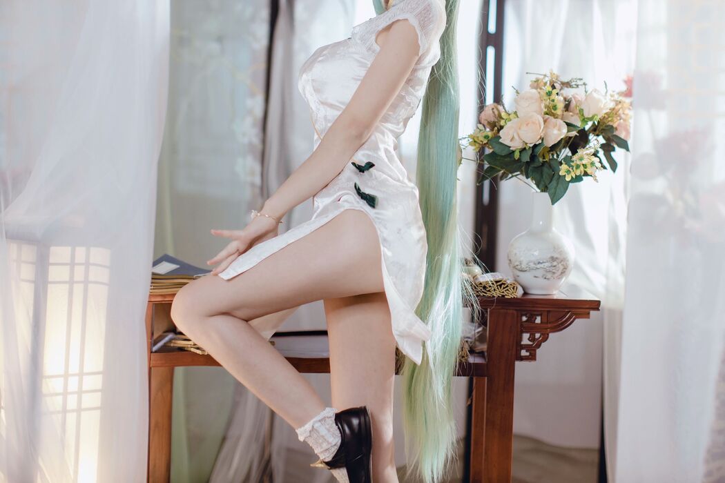 [COS Welfare] Coser Yiyi - Hatsune Shaohua