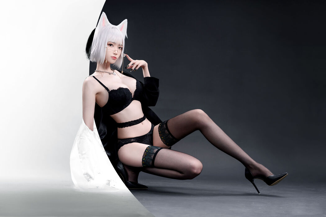 [COS Welfare] Long Legs Coser Qingqingzi Js & Li Ling - Fox and Wolf