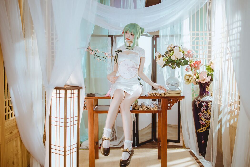 [COS Welfare] Coser Yiyi - Hatsune Shaohua