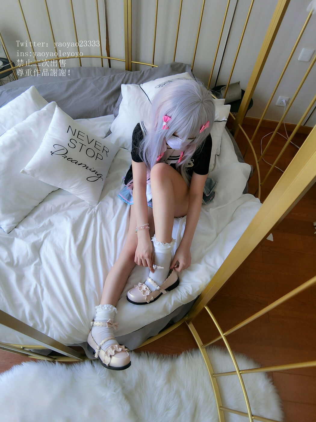 [COS Welfare] Cute girl Coser shakes yoyo - tender foot loli