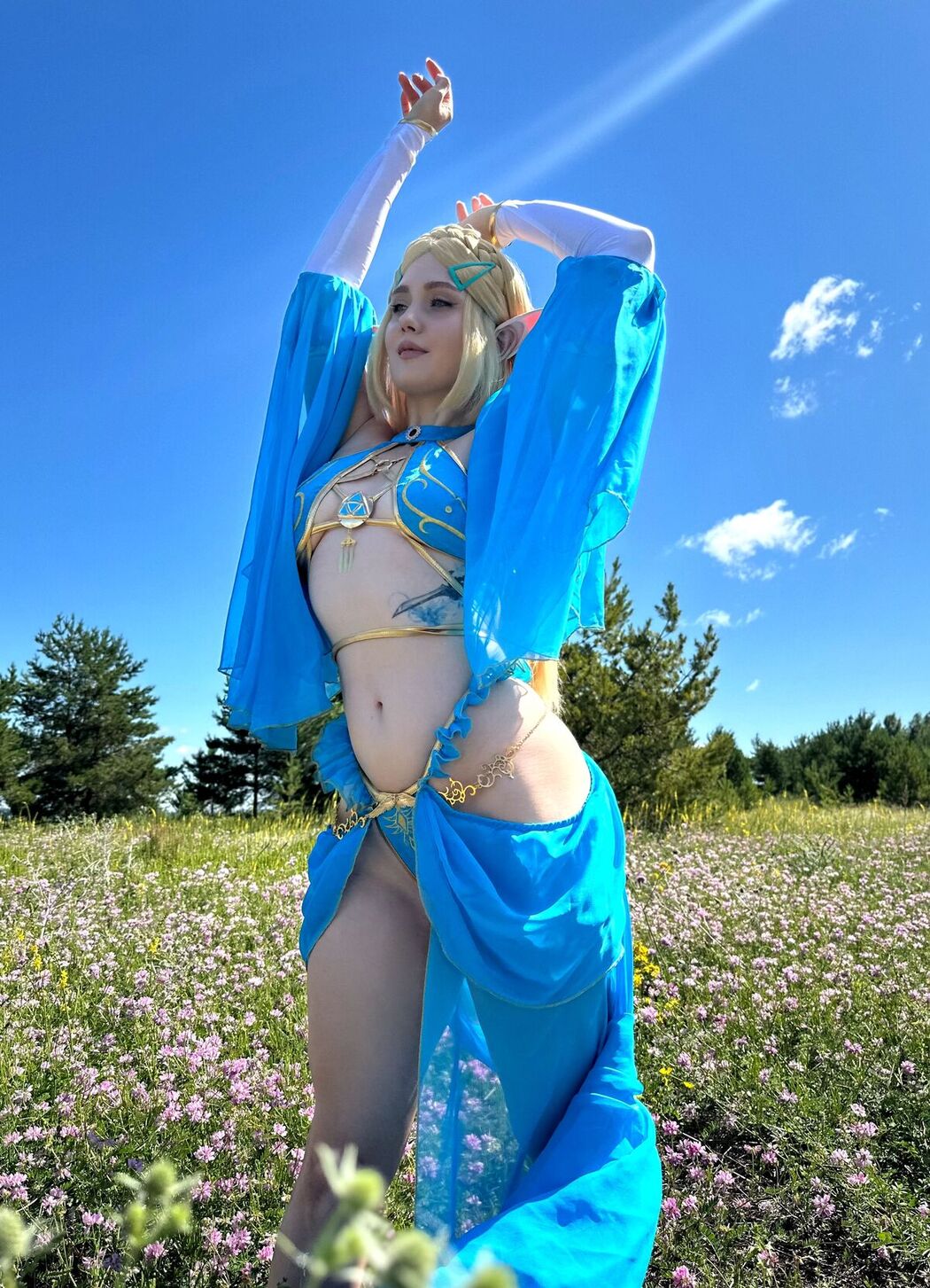 Coser@Jyu San – Princess Zelda Gerudo Outfit Part1