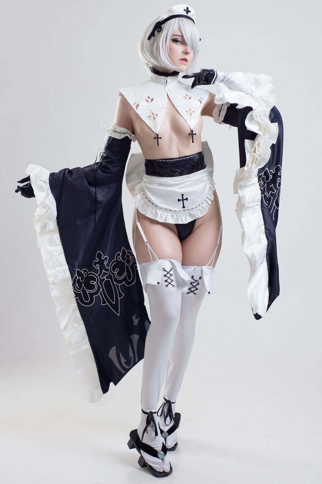 Coser@Candy_Ball &#8211; Maid 2B