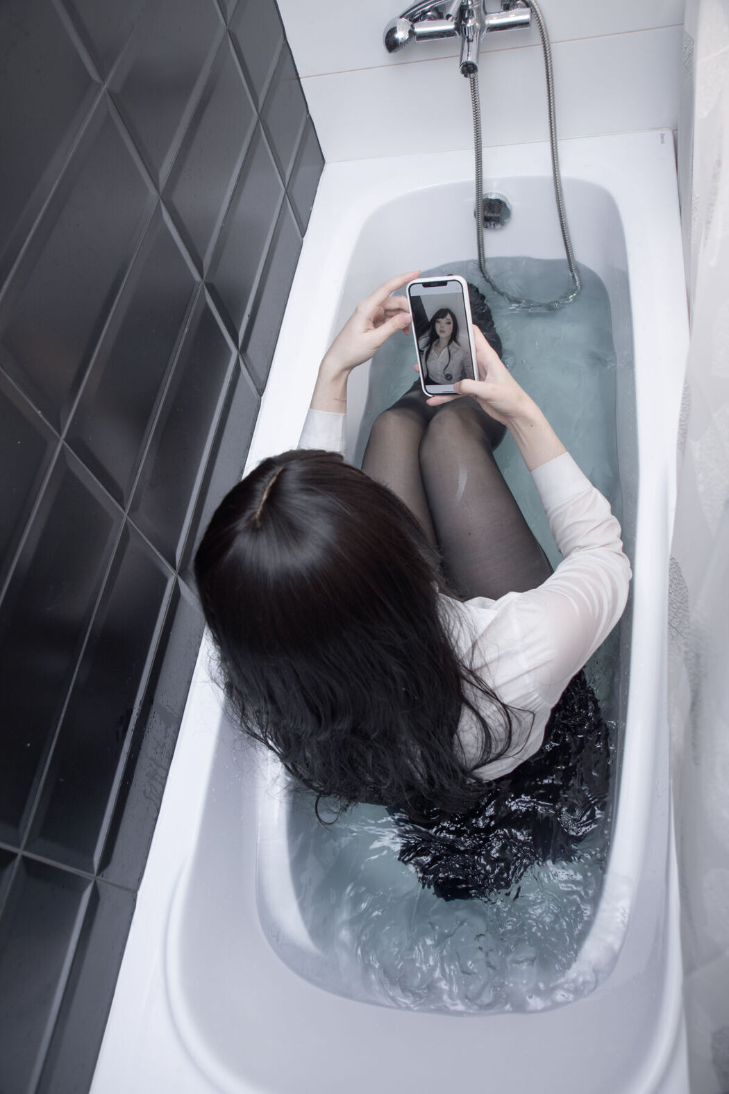 Coser@Candy_Ball &#8211; Bath Girl Part1