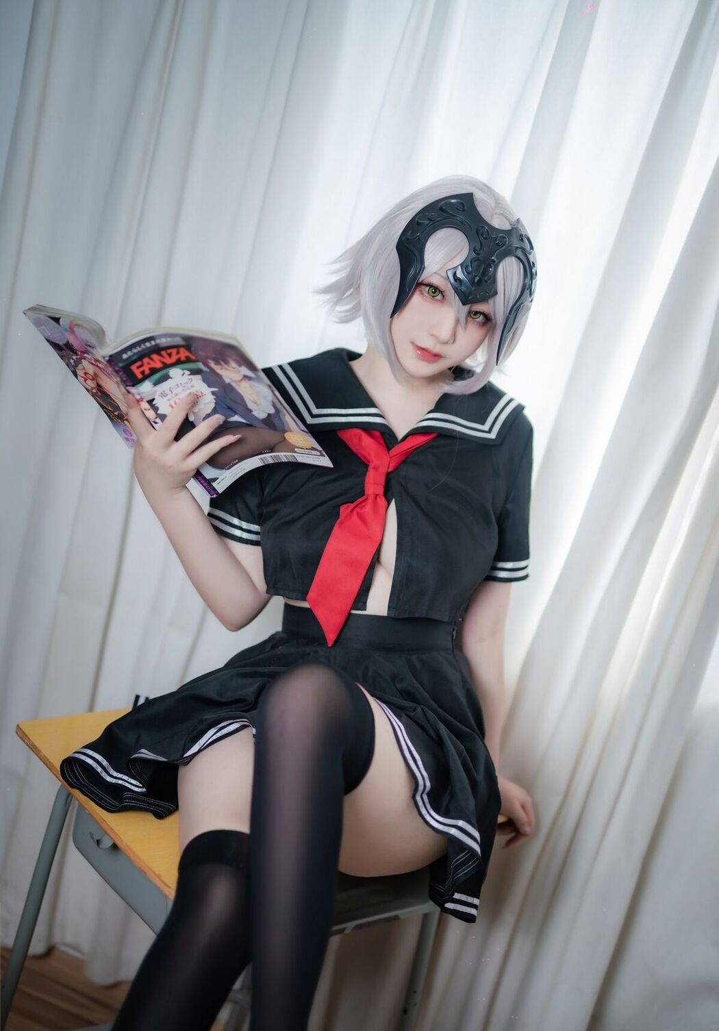 Coser@Halo_酱 – 黑贞校服