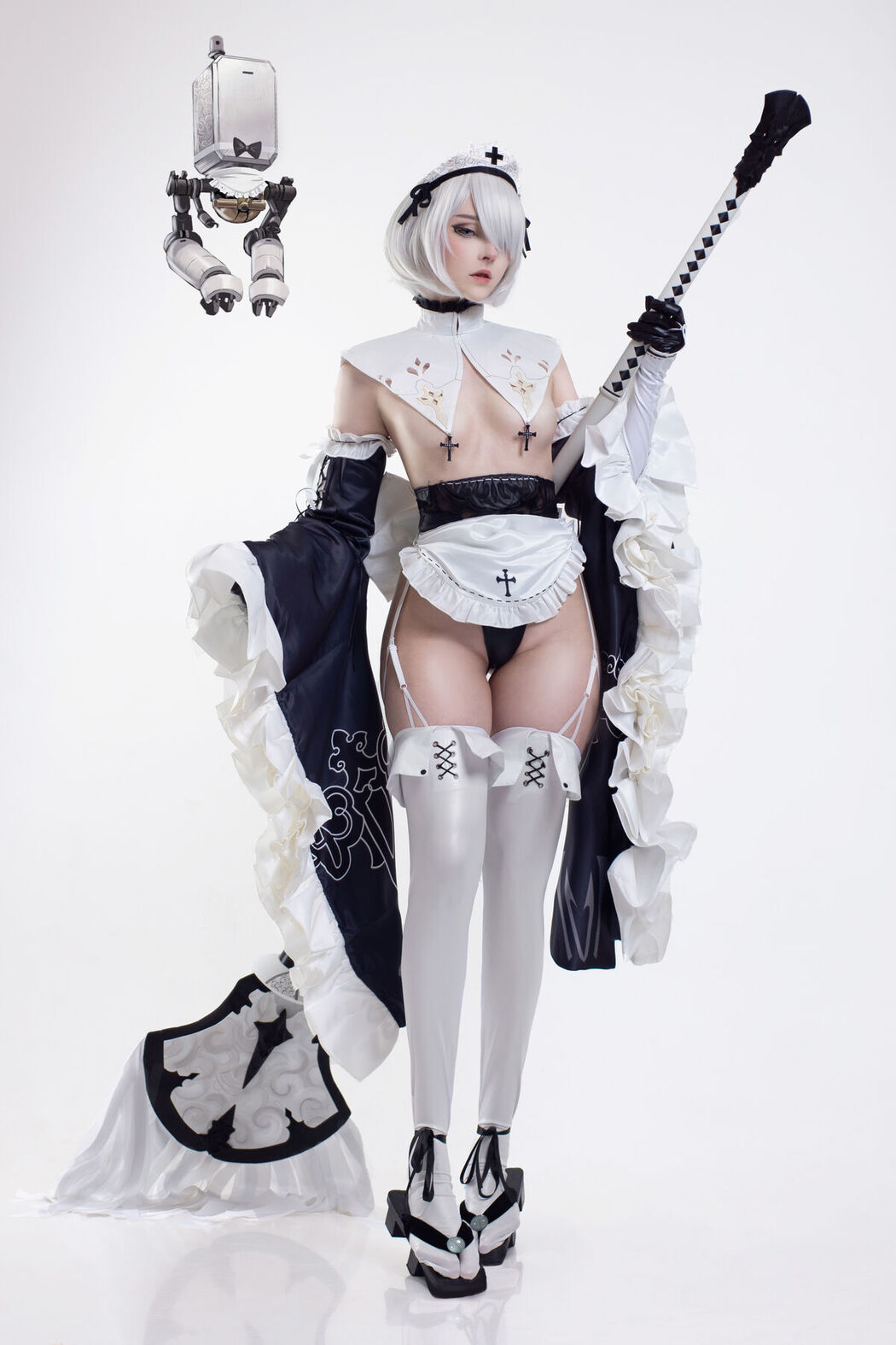 Coser@Candy_Ball &#8211; Maid 2B