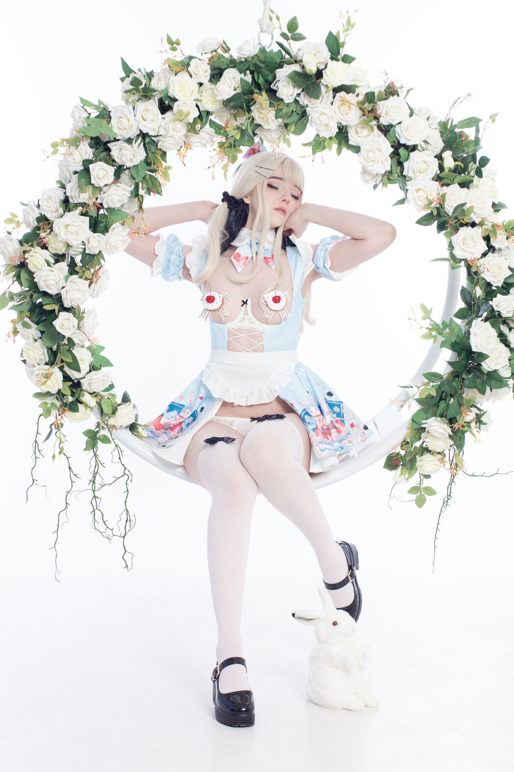 Coser@Candy_Ball – Alice in Easterland