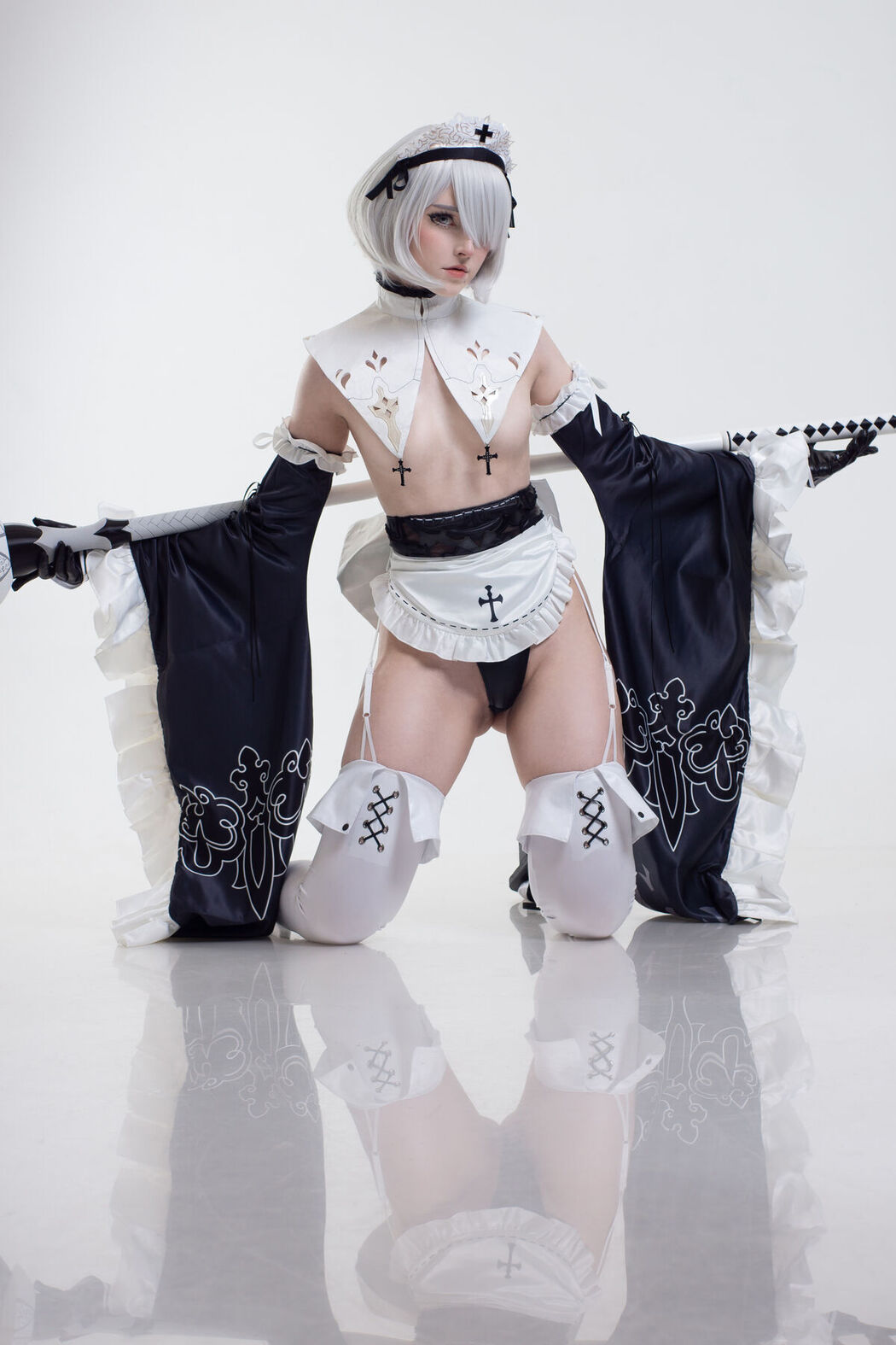 Coser@Candy_Ball &#8211; Maid 2B