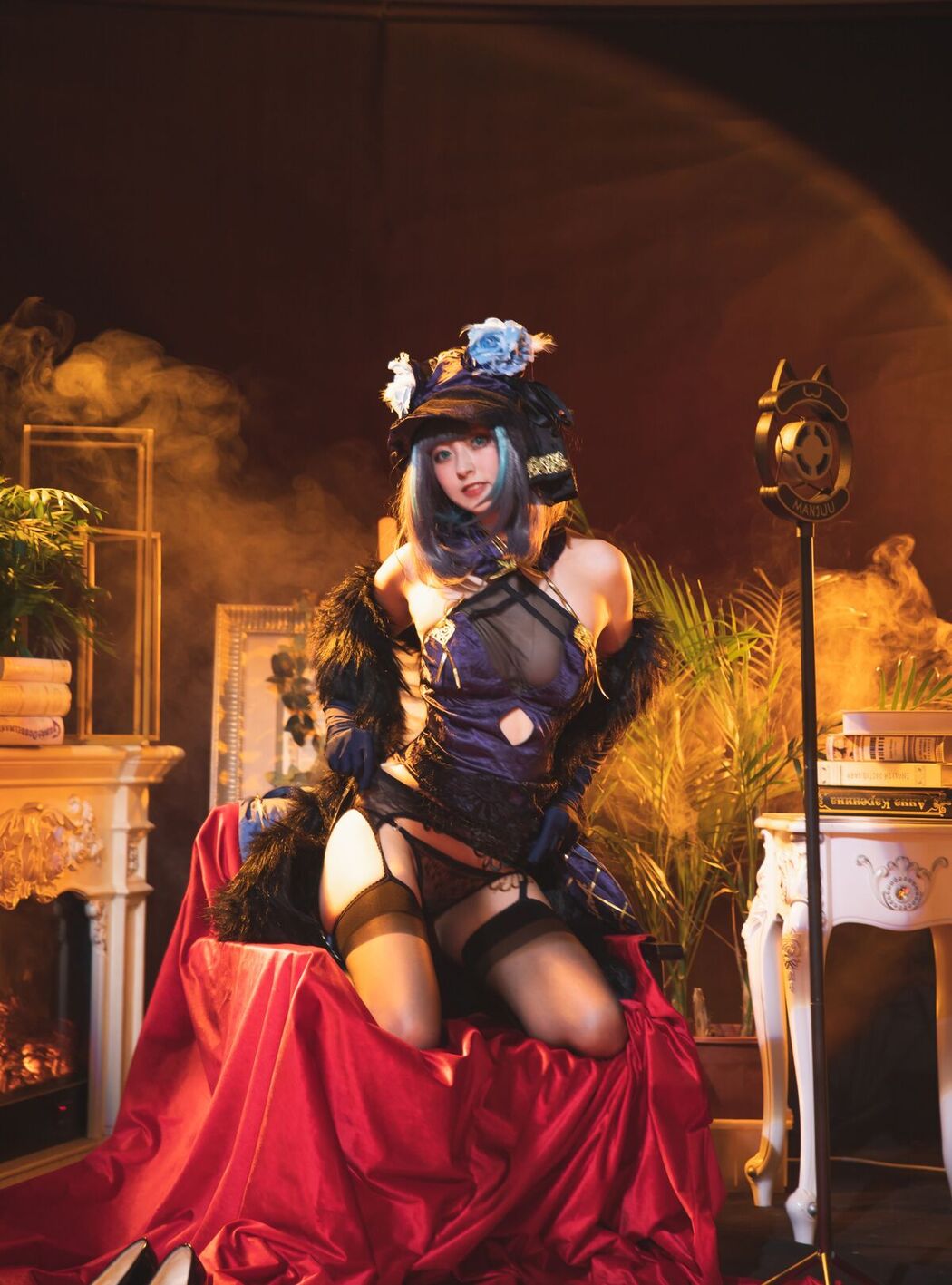 Coser@Luisa零纱 – 柴郡旗袍