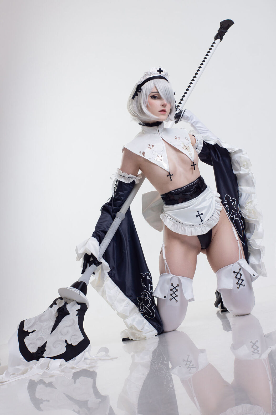 Coser@Candy_Ball &#8211; Maid 2B