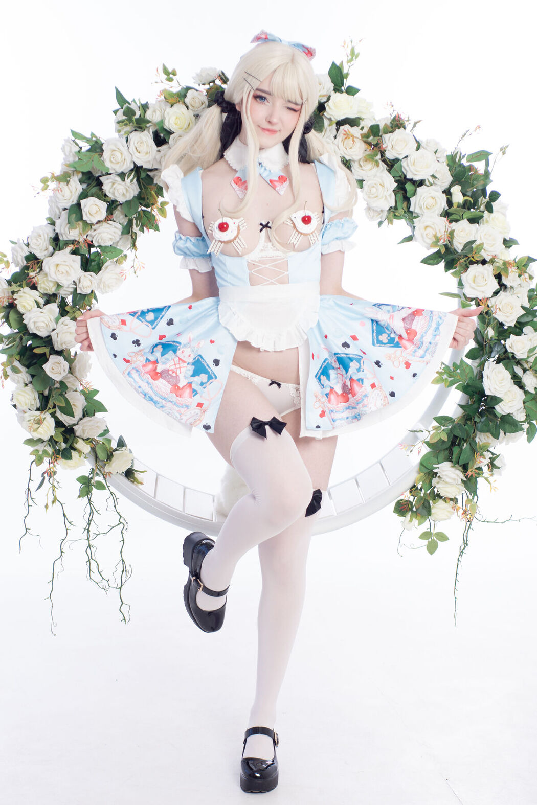 Coser@Candy_Ball – Alice in Easterland