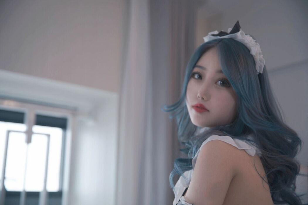 Coser@eloise软软 &#8211; 三点与黑丝