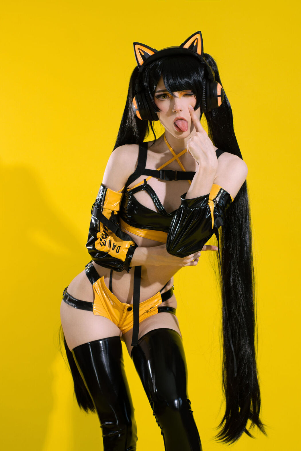 Coser@Candy_Ball &#8211; Cyber Kitty