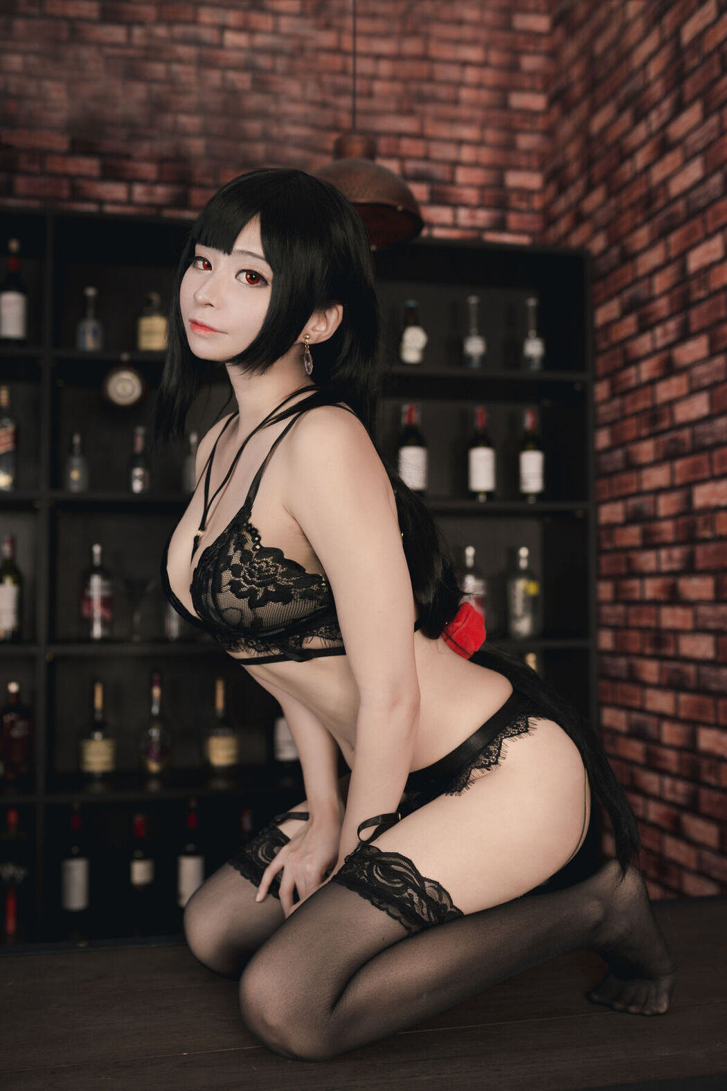 Coser@MeenFox &#8211; Tifa Lockhart Photobook Digital Remake And Sexy