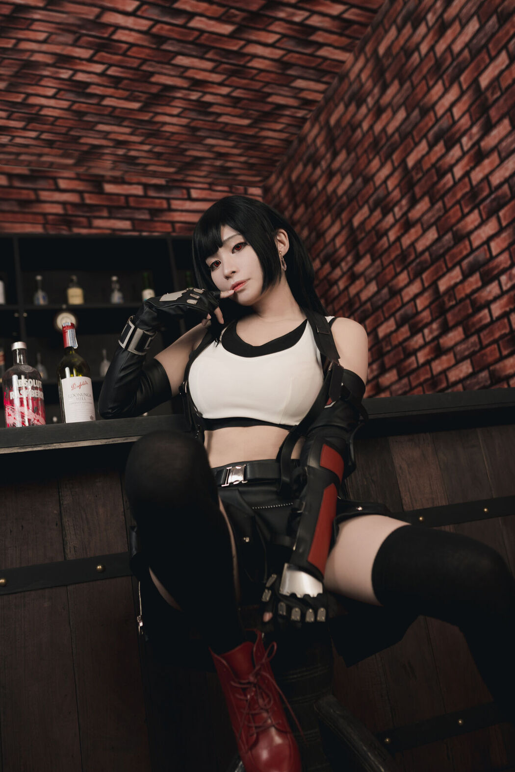 Coser@MeenFox &#8211; Tifa Lockhart Photobook Digital Remake And Sexy