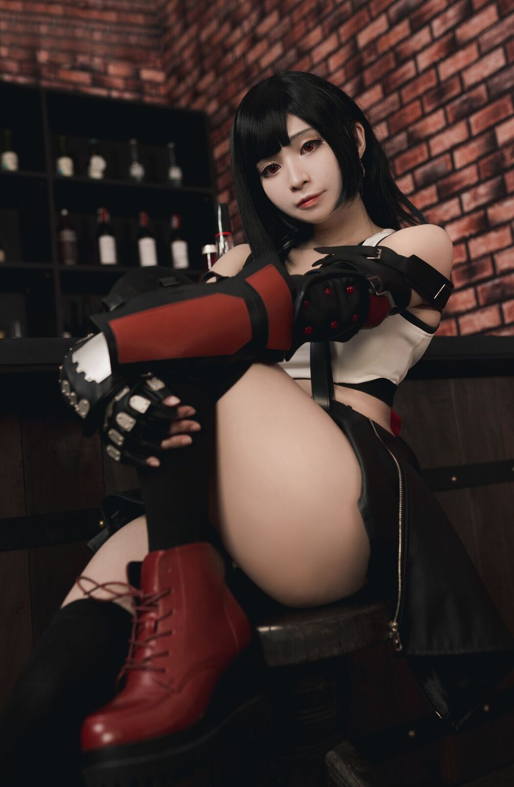 Coser@MeenFox &#8211; Tifa Lockhart Photobook Digital Remake And Sexy