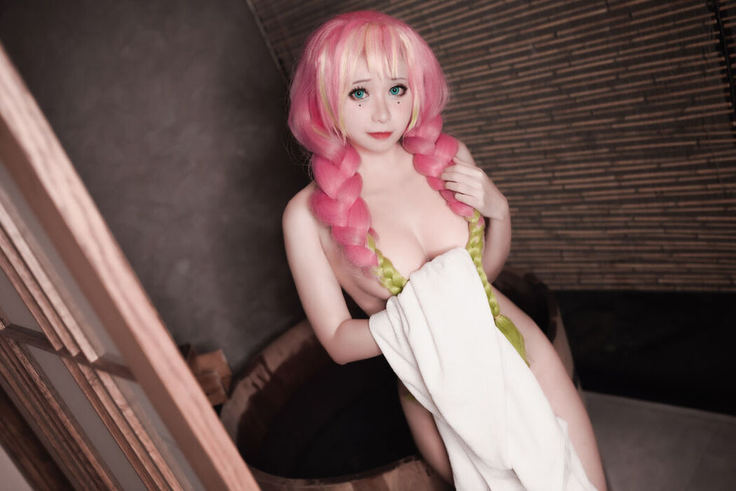 Coser@MeenFox &#8211; Mitsuri Kanroji Onsen Version 18