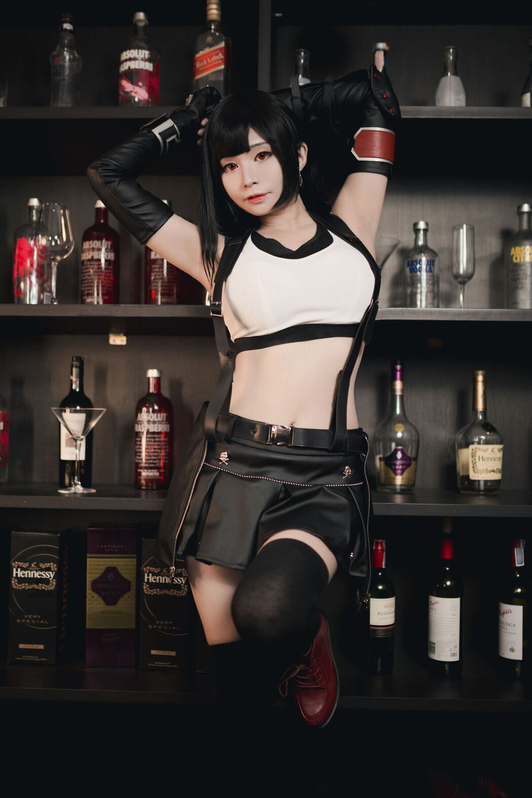 Coser@MeenFox &#8211; Tifa Lockhart Photobook Digital Remake And Sexy