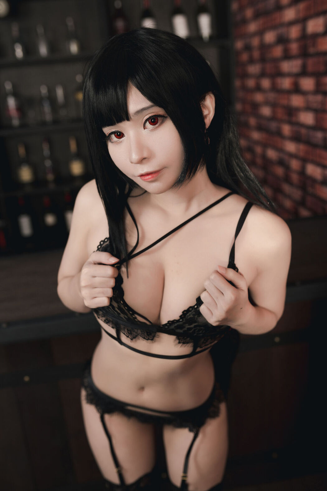 Coser@MeenFox &#8211; Tifa Lockhart Photobook Digital Remake And Sexy