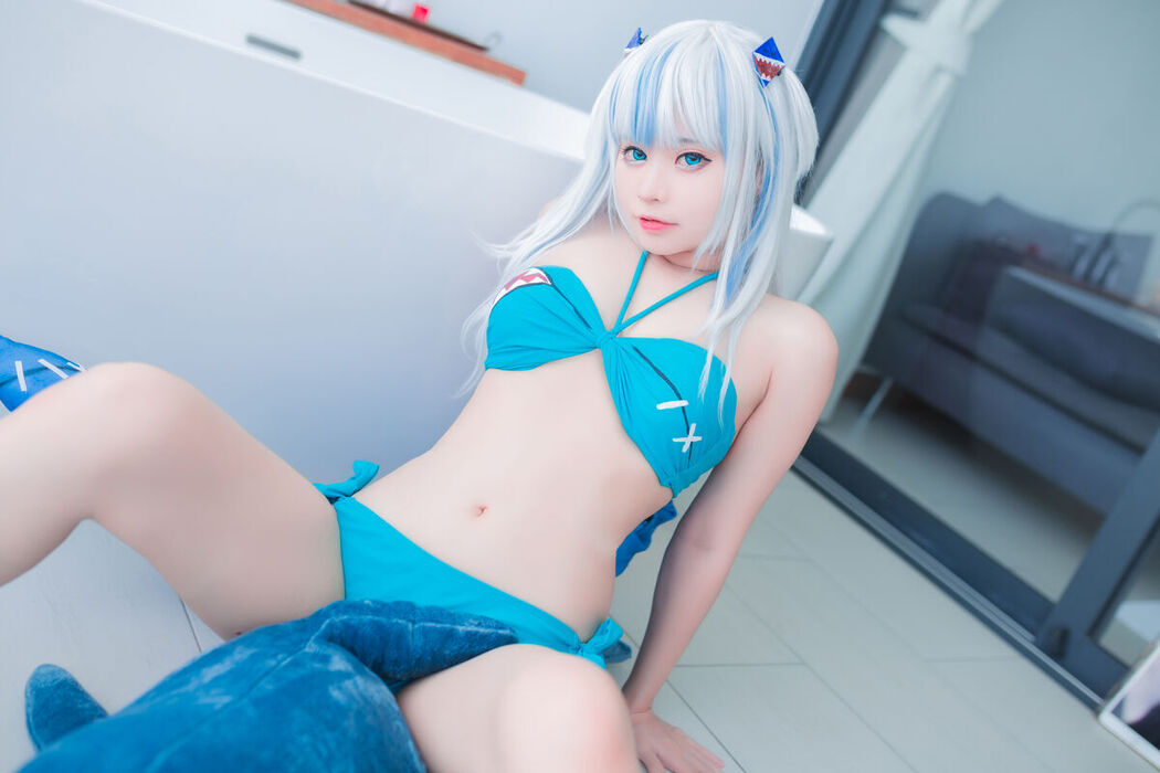 Coser@MeenFox &#8211; Gawr Gura Swim