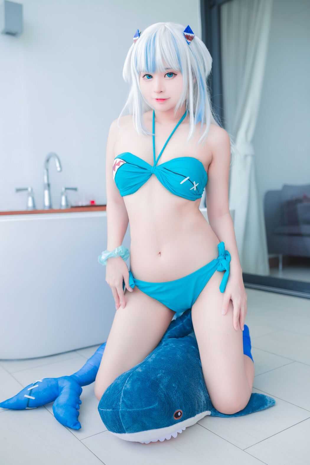 Coser@MeenFox &#8211; Gawr Gura Swim