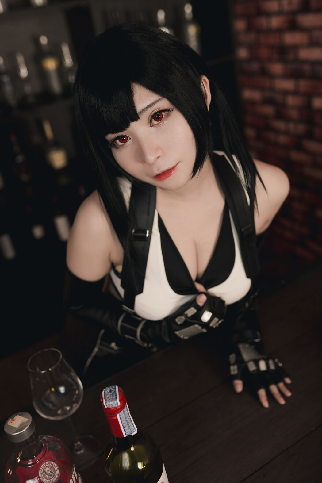 Coser@MeenFox &#8211; Tifa Lockhart Photobook Digital Remake And Sexy